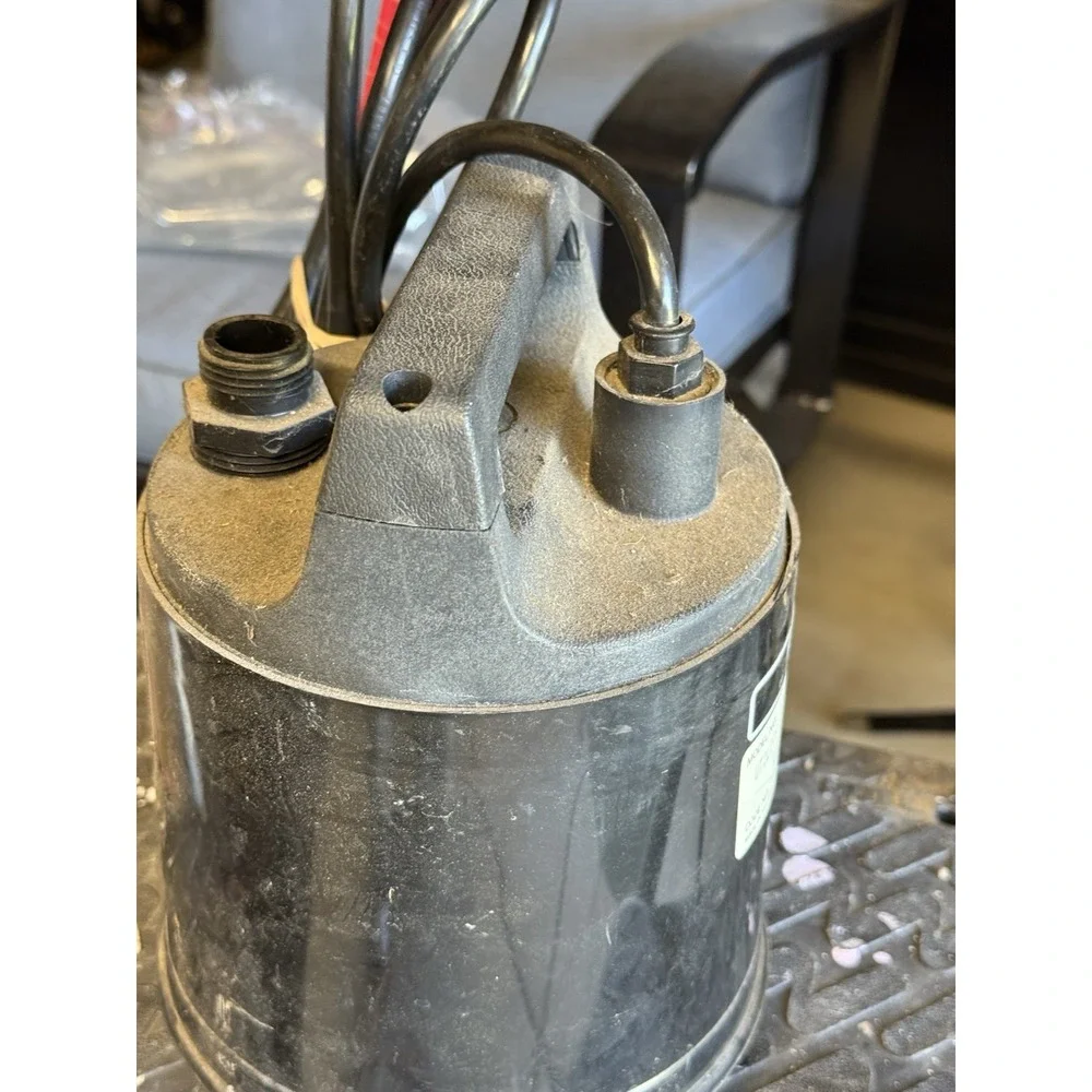 Flotec Utility‎ Submersible Pump 1/6 HP , 115volt